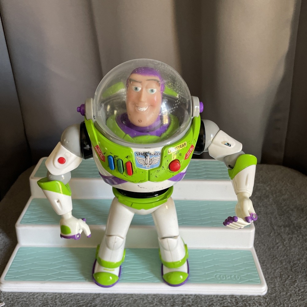 Disney Store Toy Story Buzz Lightyear Interactive Talking Action Figure 12"